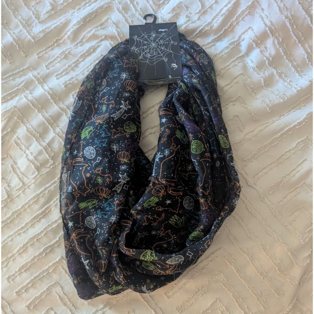 NWT Halloween scarf shopko cats pumpkin dark wrap around
